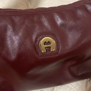 Etienne Aigner Vintage cordovan leather classic Adjustable Strap Shoulder Bag